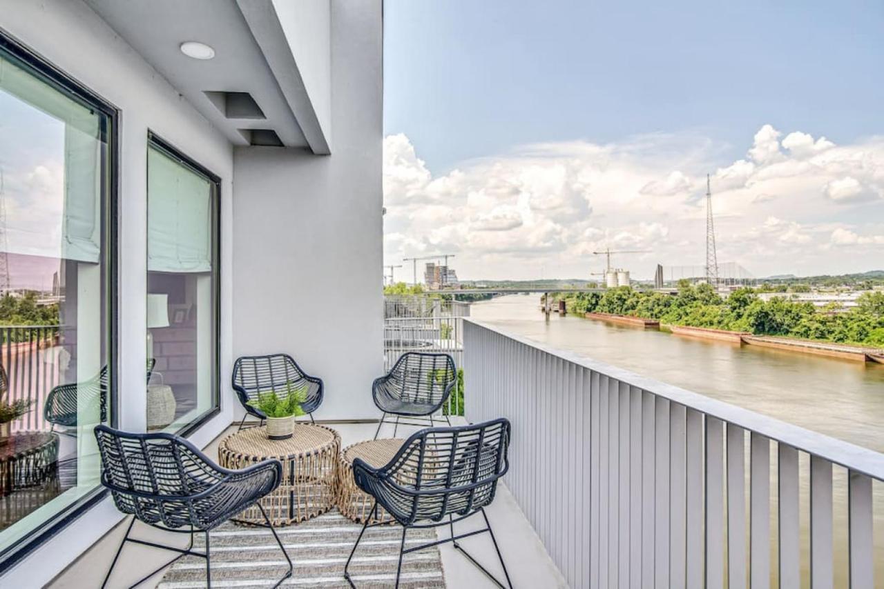 Upscale River View Condo Walk To Downtown And Private Patio Nashville Eksteriør bilde