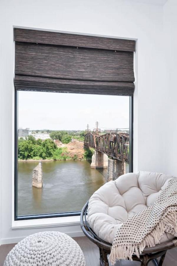 Upscale River View Condo Walk To Downtown And Private Patio Nashville Eksteriør bilde